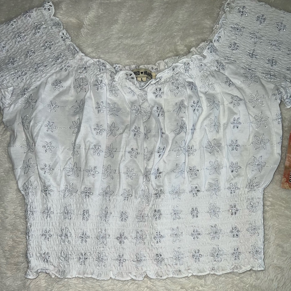 White,off the shoulder crop top size Large